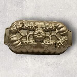 Nordic Ware Loaf Pan - Wheat & Pumpkin